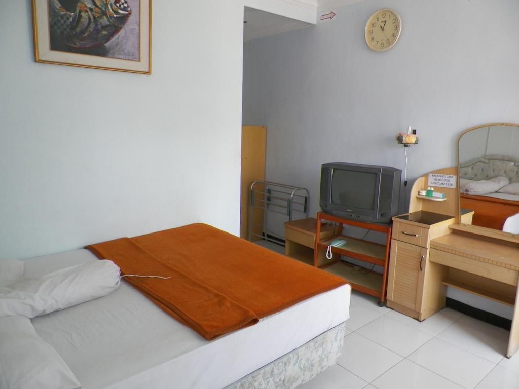 Aquarium Hotel Pangandaran Zimmer foto